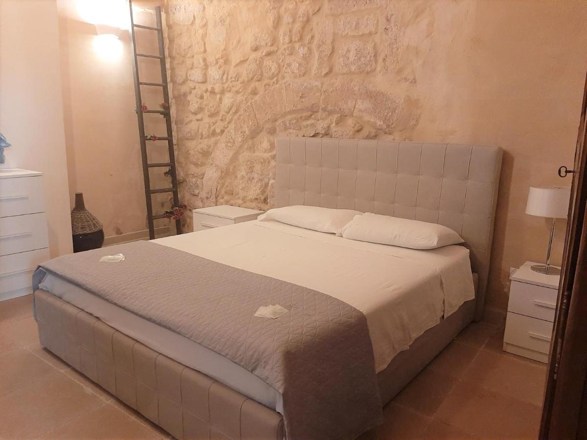 Apartmán Dimora Salentina Via Scarambone Lecce Exteriér fotografie